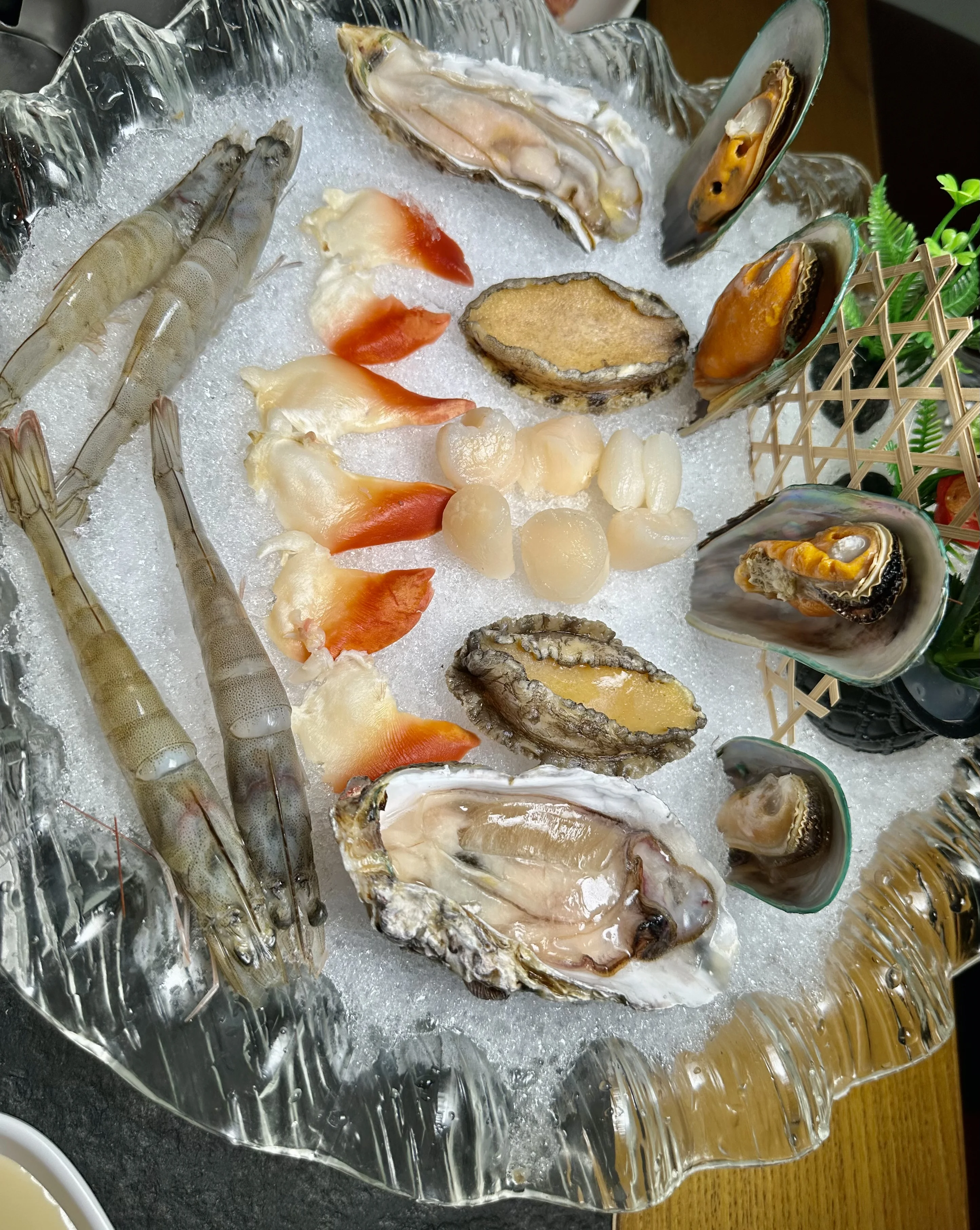 Fresh seafood platter