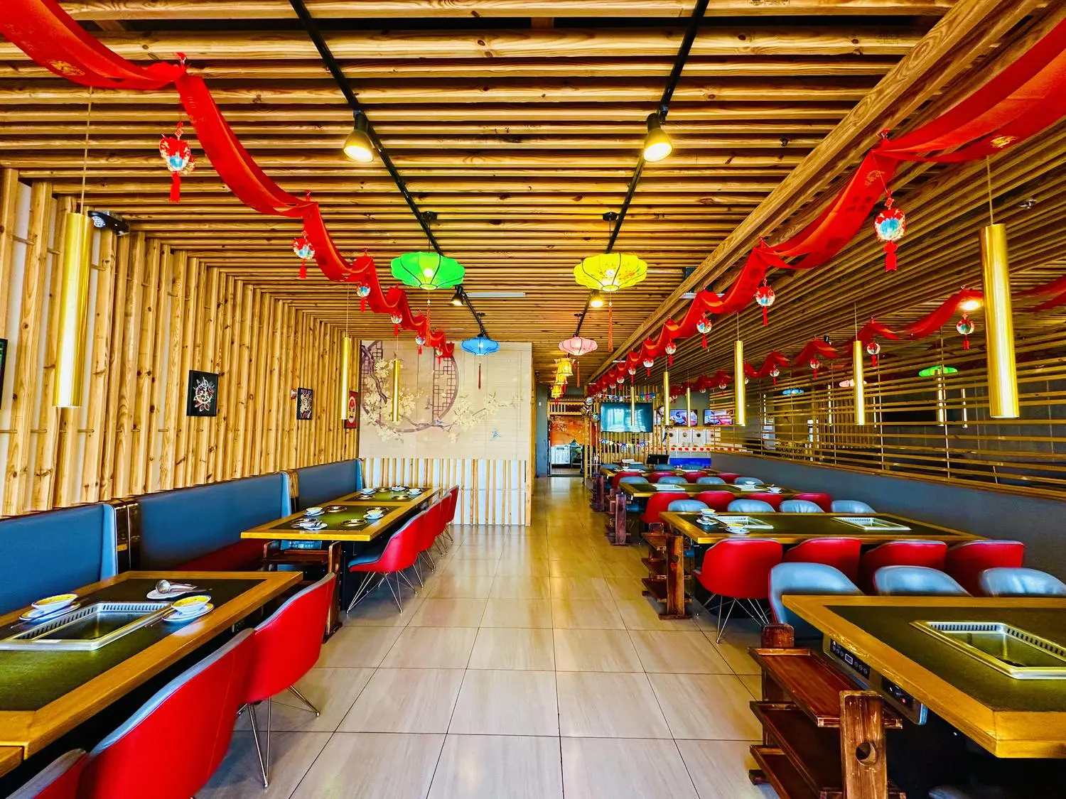 LaMeDuo Deluxe Hotpot restaurant interior – authentic Chongqing hotpot Somerset NJ